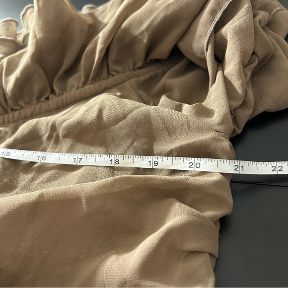 Pretty Little Thing Plus Mocha Bardot Ruffle Detail Shift Dress Size 16 - Picture 6 of 9